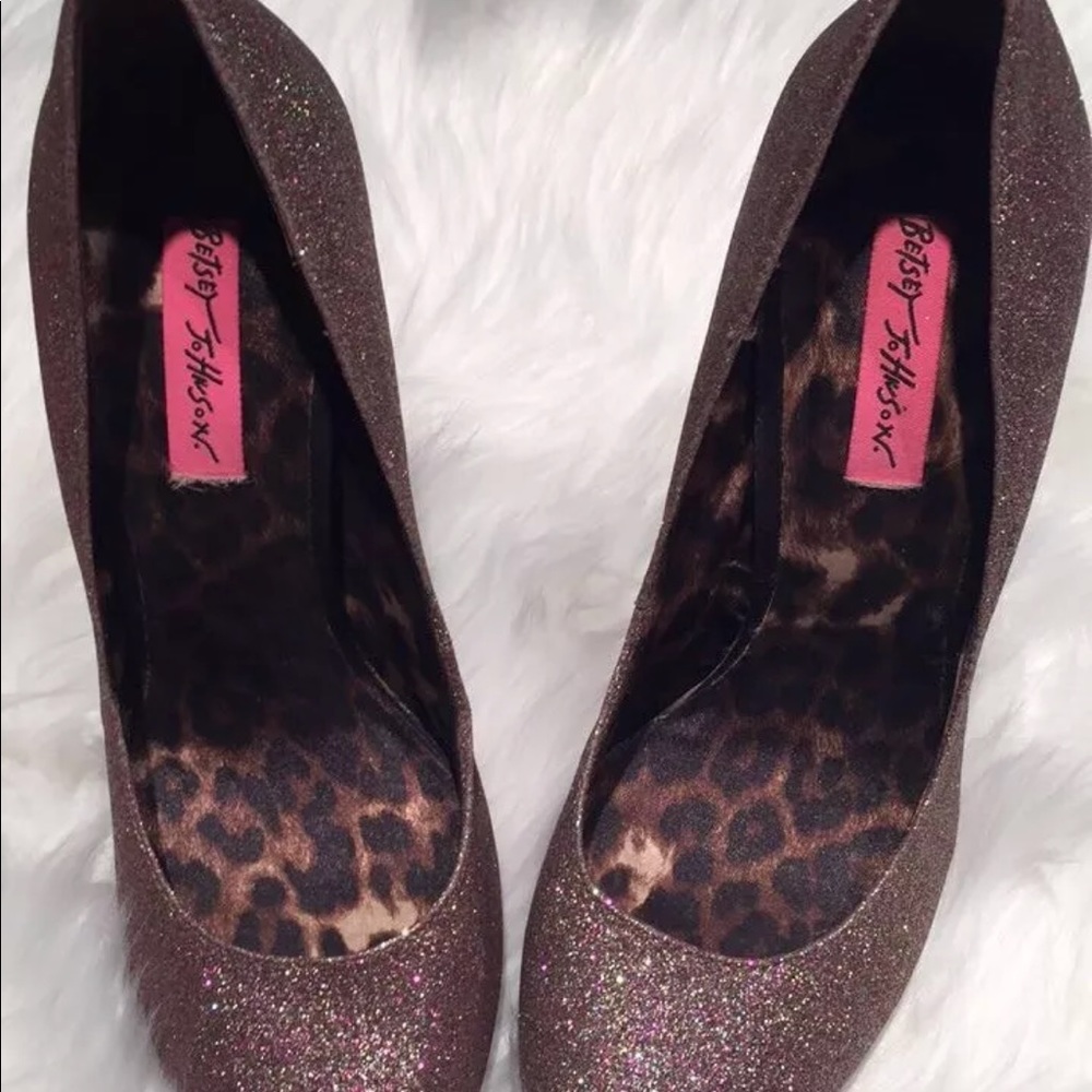 Betsey Johnson Tastty Glitter High Heels size 7.5M